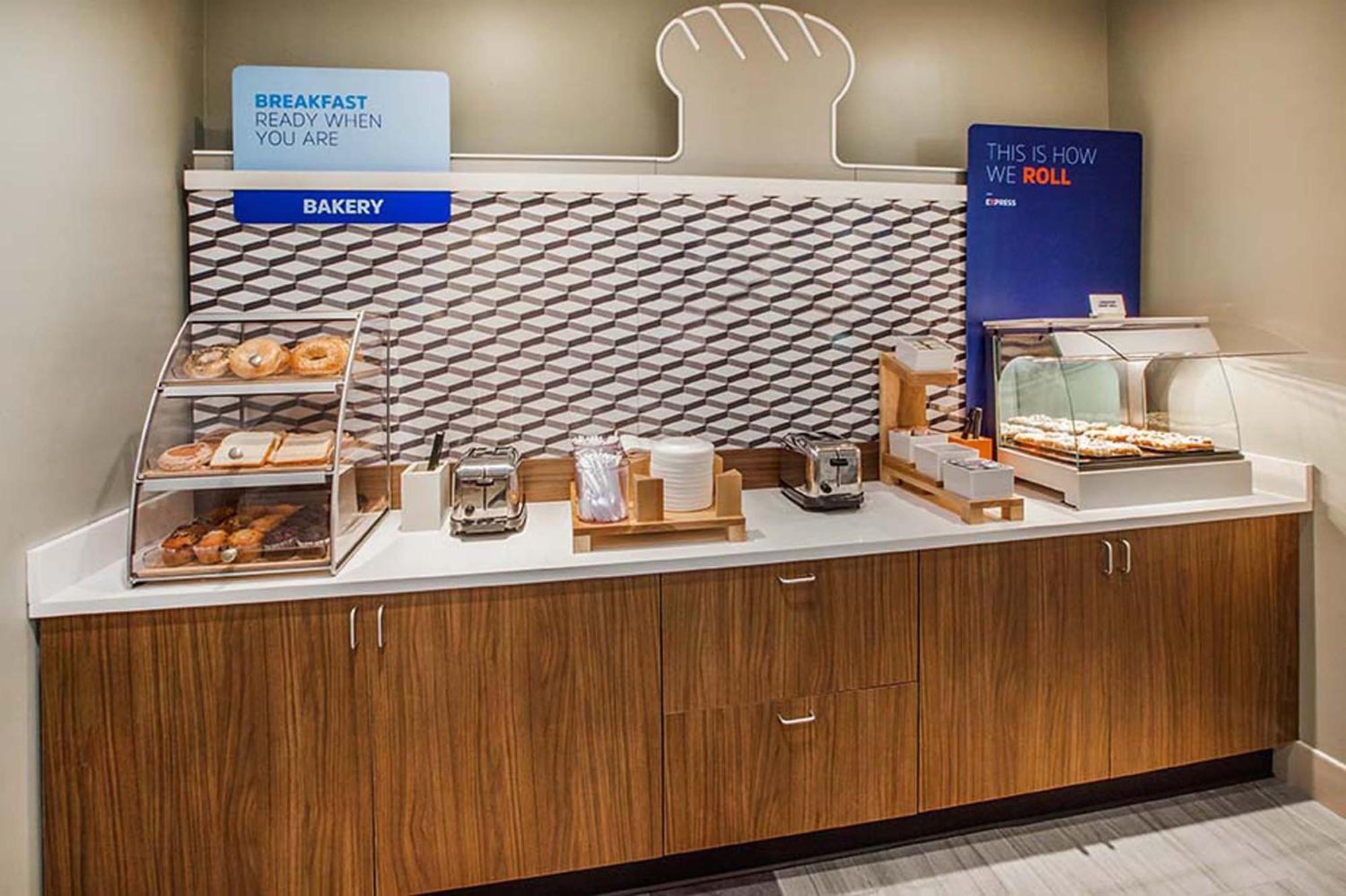 Holiday Inn Express Winona By Ihg Buitenkant foto